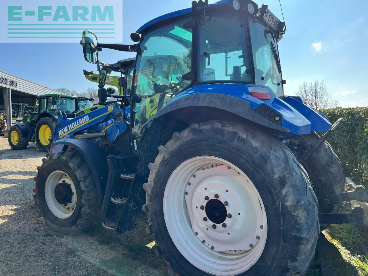 New Holland t5-105 - Трактор: фото 4 New Holland t5-105 - Трактор: фото 4