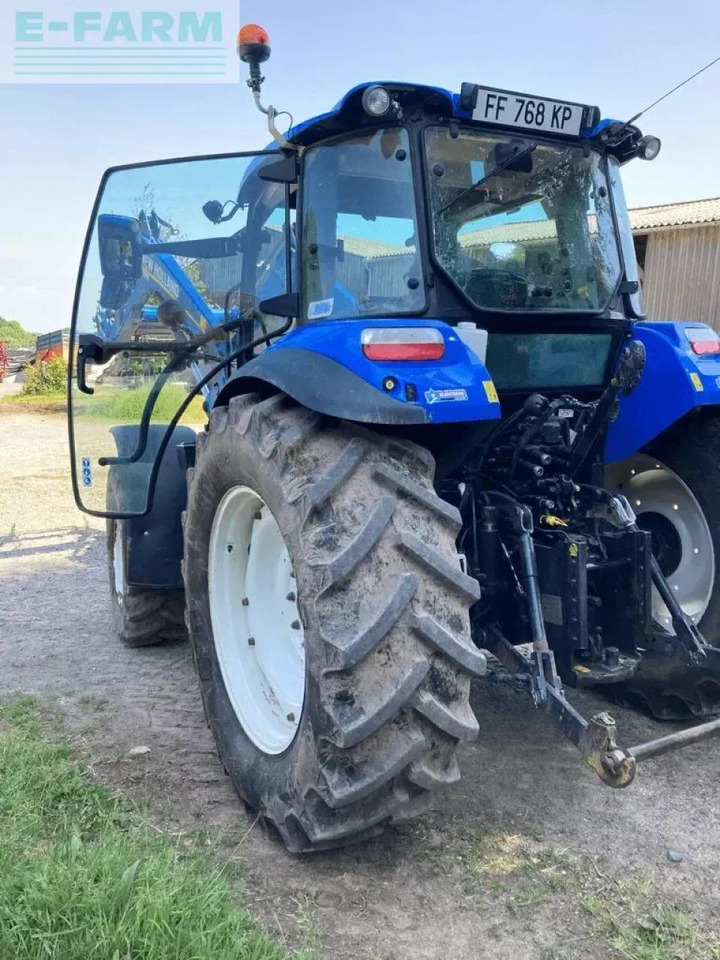 New Holland t5.115 dual command - Трактор: фото 2 New Holland t5.115 dual command - Трактор: фото 2