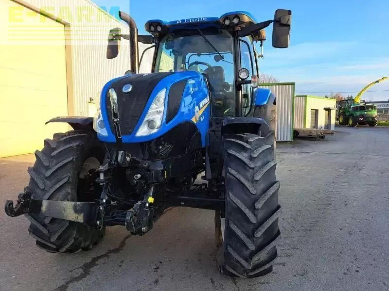 New Holland t6.155 - Трактор: фото 4 New Holland t6.155 - Трактор: фото 4