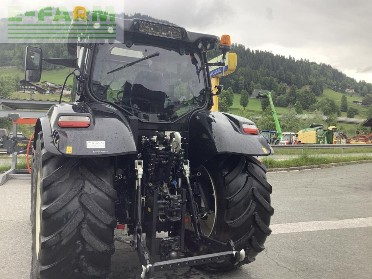 New Holland t6.165 dynamic command sidewinder ii - Трактор: фото 3 New Holland t6.165 dynamic command sidewinder ii - Трактор: фото 3