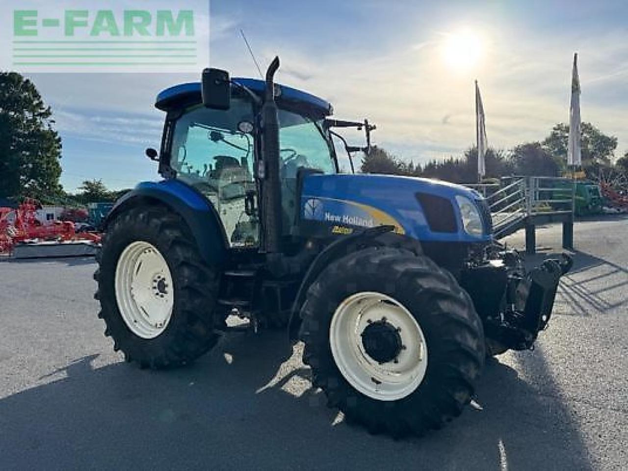 New Holland t6030 - Трактор: фото 3 New Holland t6030 - Трактор: фото 3