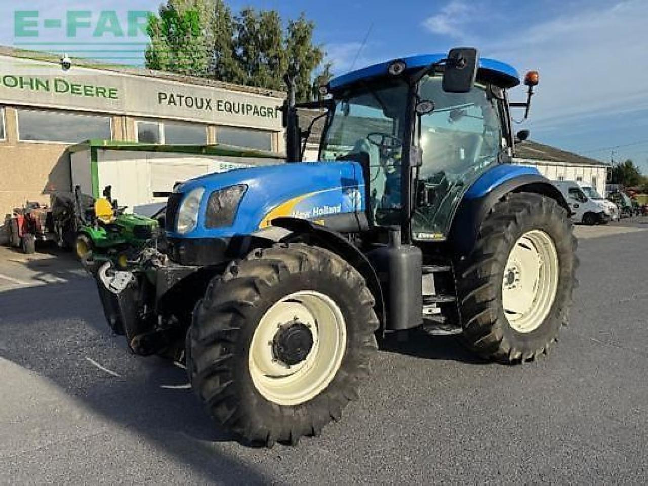 New Holland t6030 - Трактор: фото 1 New Holland t6030 - Трактор: фото 1