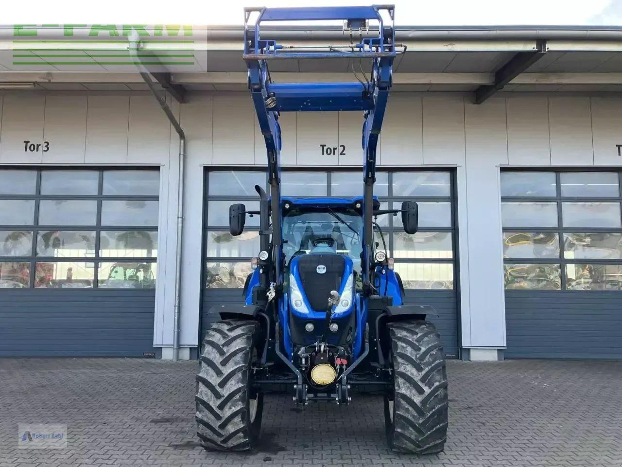 New Holland t7.210 ac - Трактор: фото 3 New Holland t7.210 ac - Трактор: фото 3