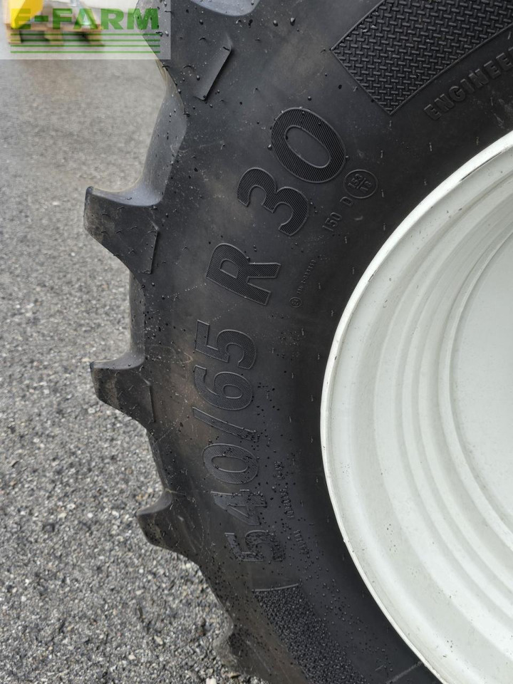 New Holland t7.210 auto command sidewinder ii (stage v) - Трактор: фото 3 New Holland t7.210 auto command sidewinder ii (stage v) - Трактор: фото 3