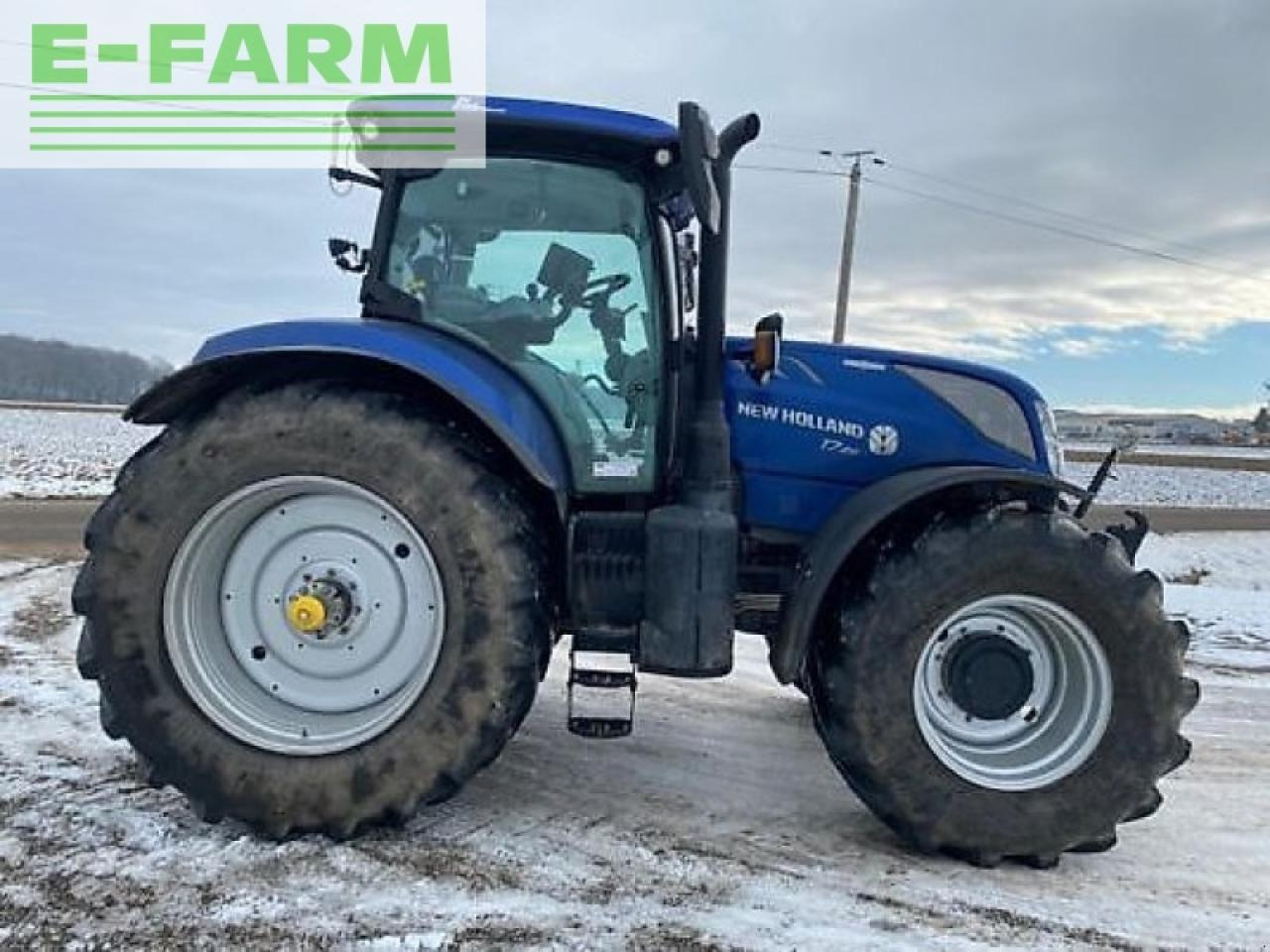 New Holland t7.210 autocommand blue power - Трактор: фото 3 New Holland t7.210 autocommand blue power - Трактор: фото 3