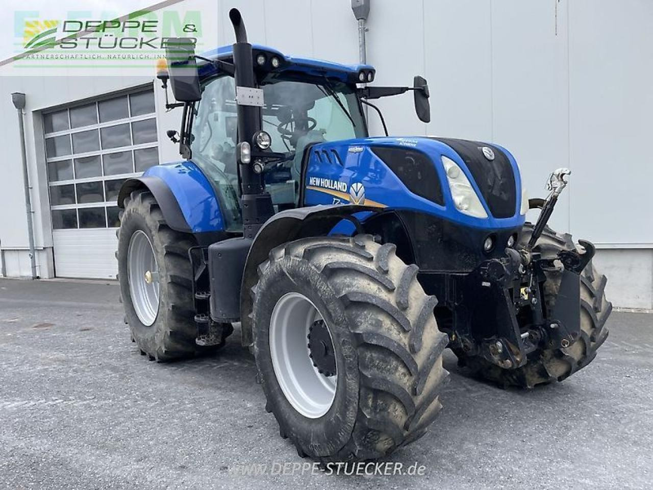 New Holland t7.230 - Трактор: фото 4 New Holland t7.230 - Трактор: фото 4