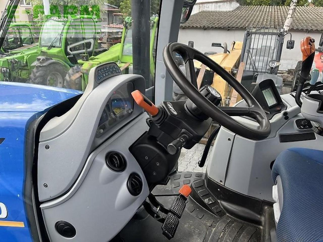 Трактор New Holland t7.230 power command: фото 12