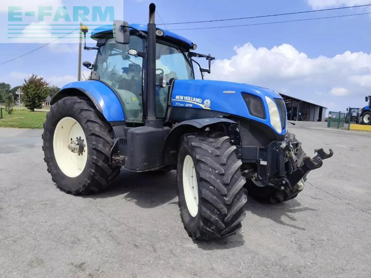 New Holland t7.250ac - Трактор: фото 1 New Holland t7.250ac - Трактор: фото 1