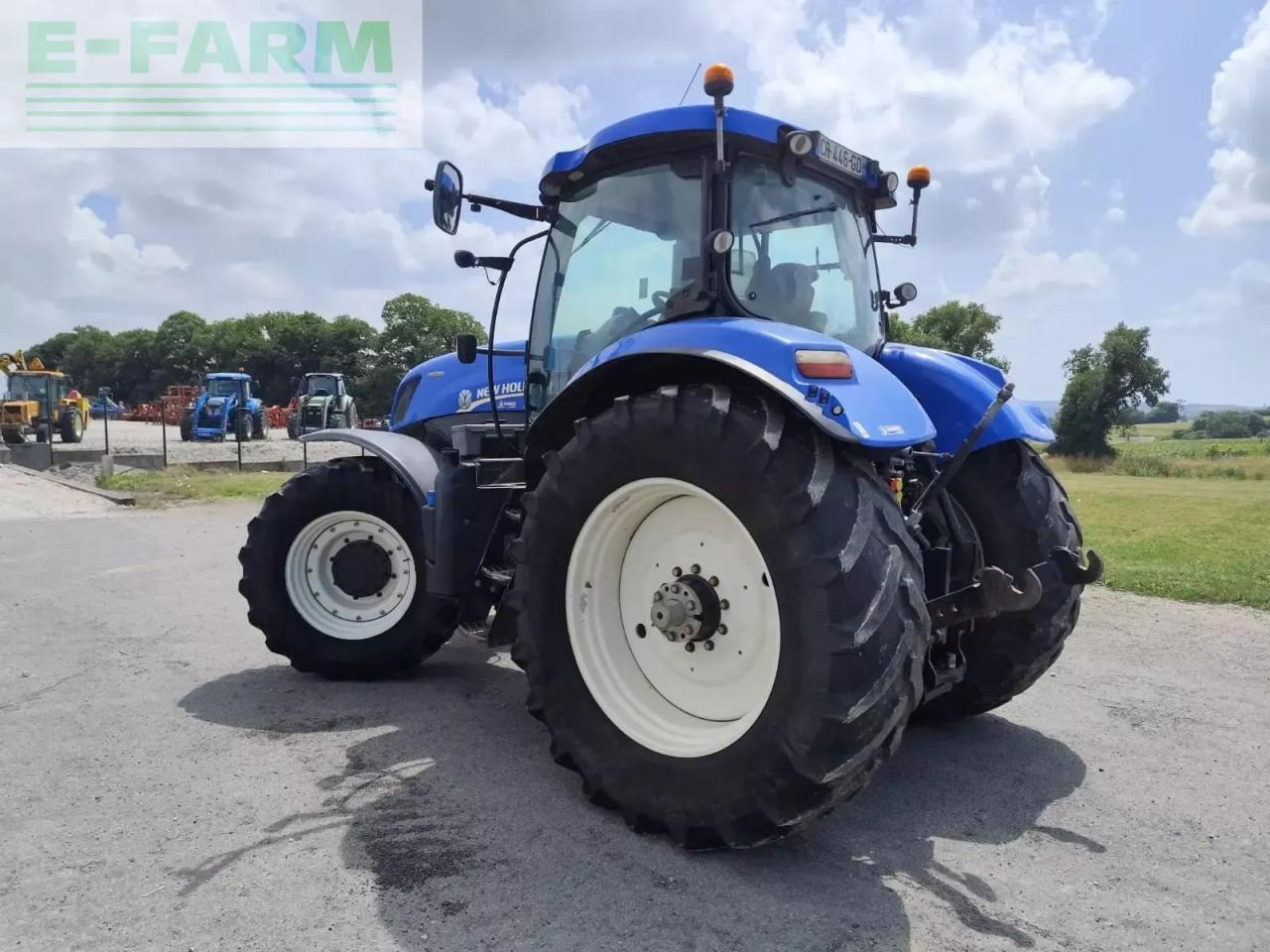 New Holland t7.250ac - Трактор: фото 3 New Holland t7.250ac - Трактор: фото 3