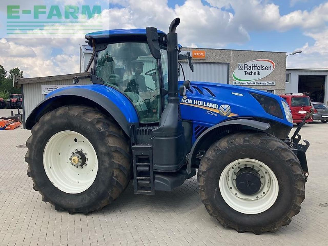 New Holland t7.275 hd autocommand cvt HD - Трактор: фото 1 New Holland t7.275 hd autocommand cvt HD - Трактор: фото 1