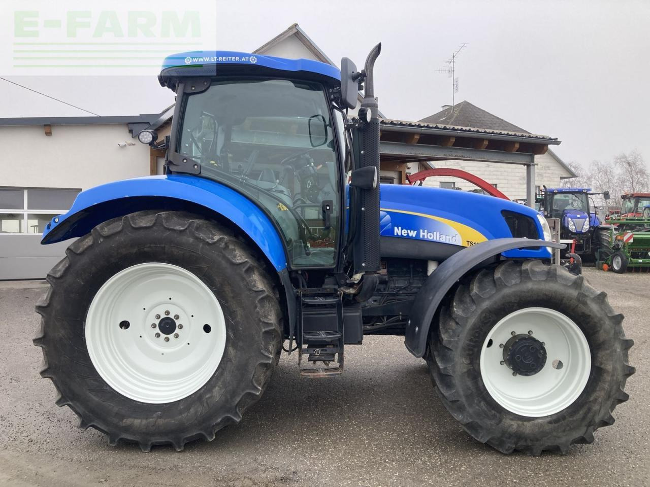 New Holland ts135a - Трактор: фото 5 New Holland ts135a - Трактор: фото 5