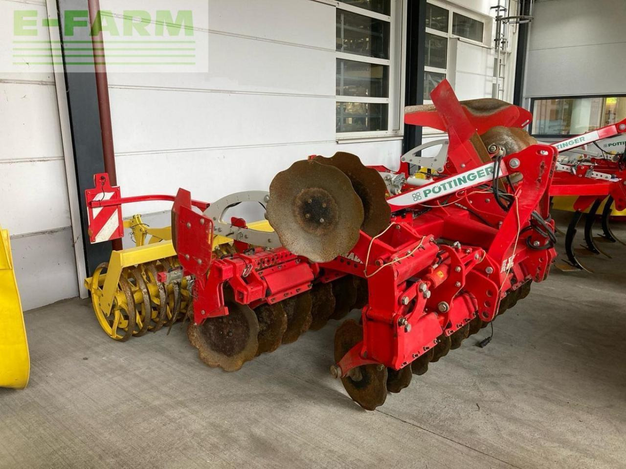 Pöttinger terradisc 3001 - Дисковая борона: фото 4 Pöttinger terradisc 3001 - Дисковая борона: фото 4