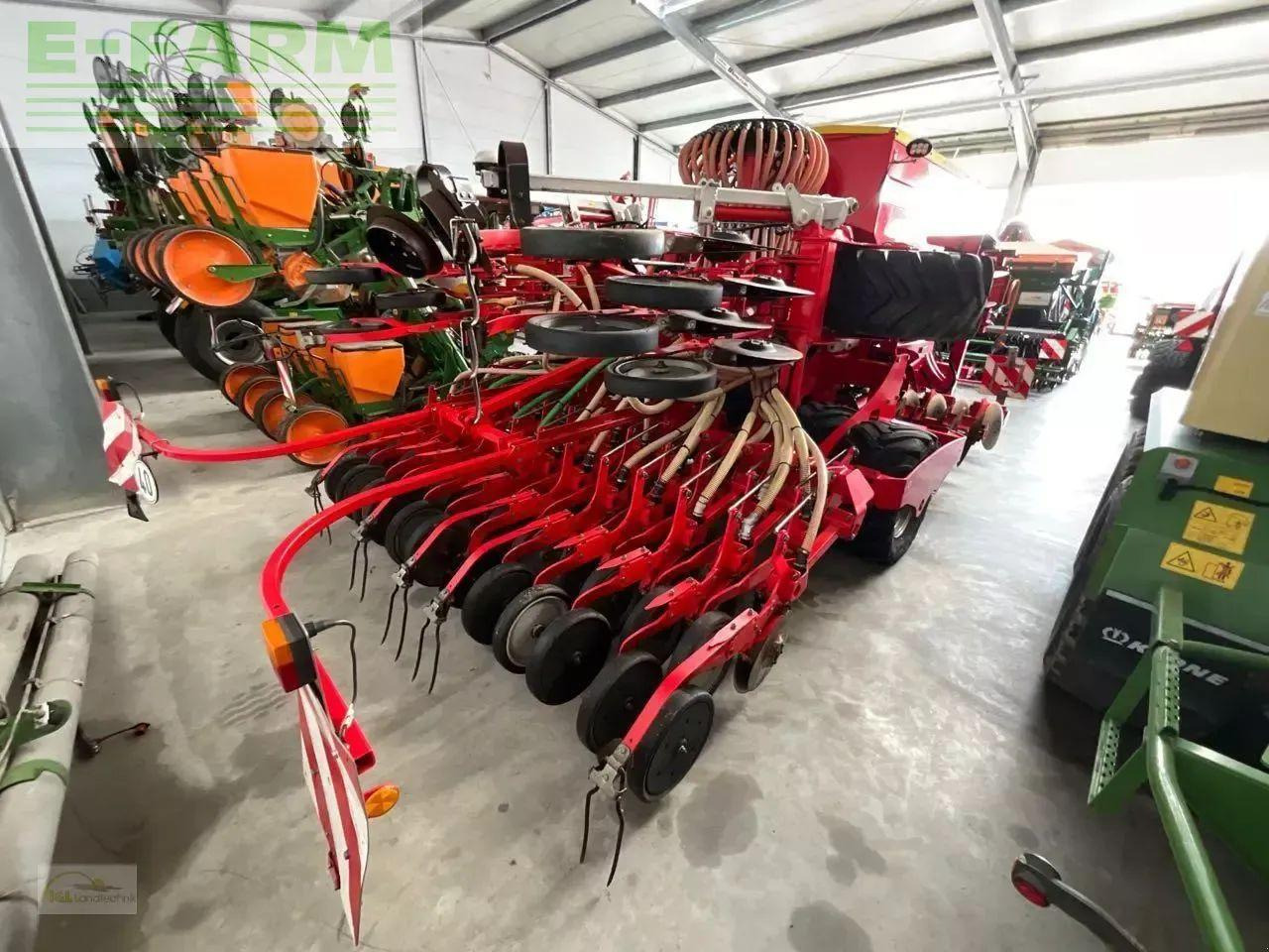 Pöttinger terrasem c4 artis plus - Сеялка: фото 3 Pöttinger terrasem c4 artis plus - Сеялка: фото 3