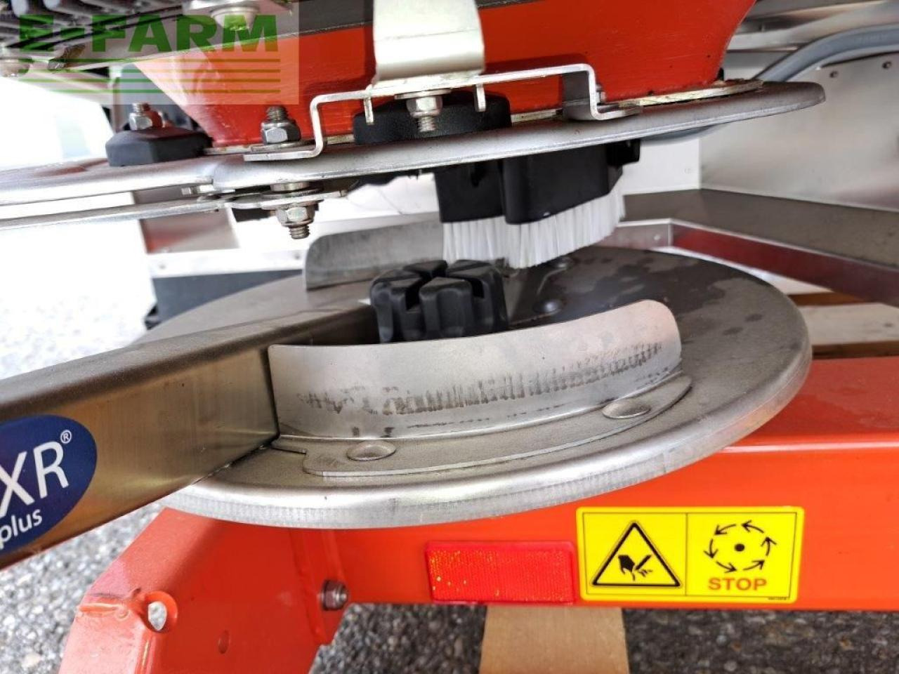 Разбрасыватель удобрений Rauch Düngerstreuer AXIS 30.2 EMC+W: фото 10