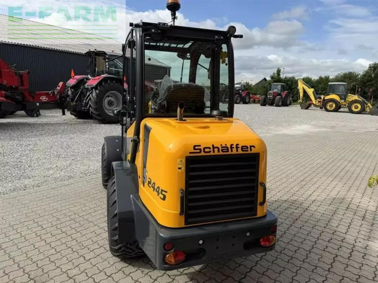 Мини-экскаватор Schäffer 2445s: фото 6