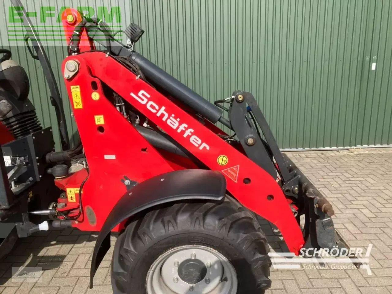 Колёсный погрузчик Schäffer 4250: фото 8