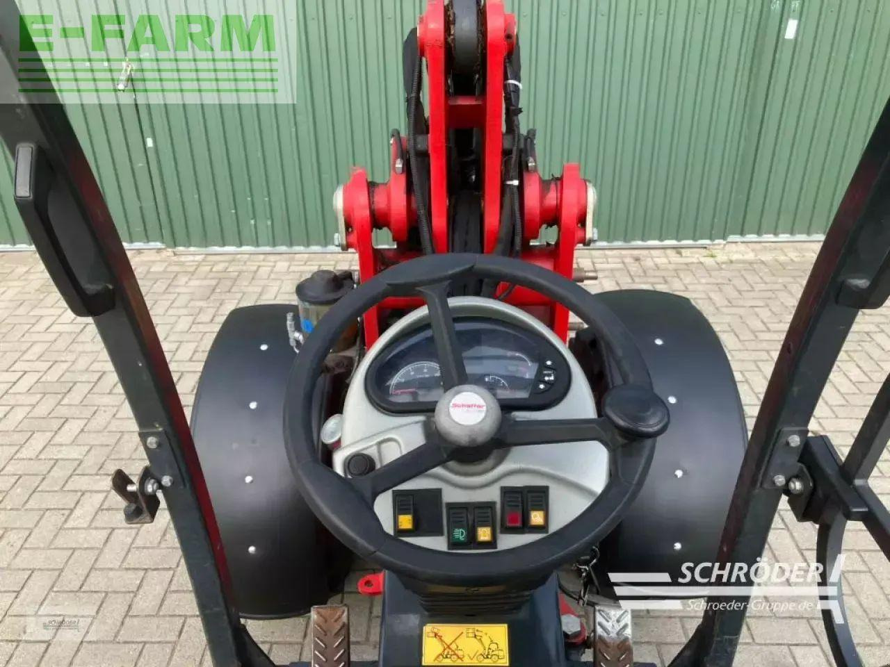 Колёсный погрузчик Schäffer 4250: фото 19