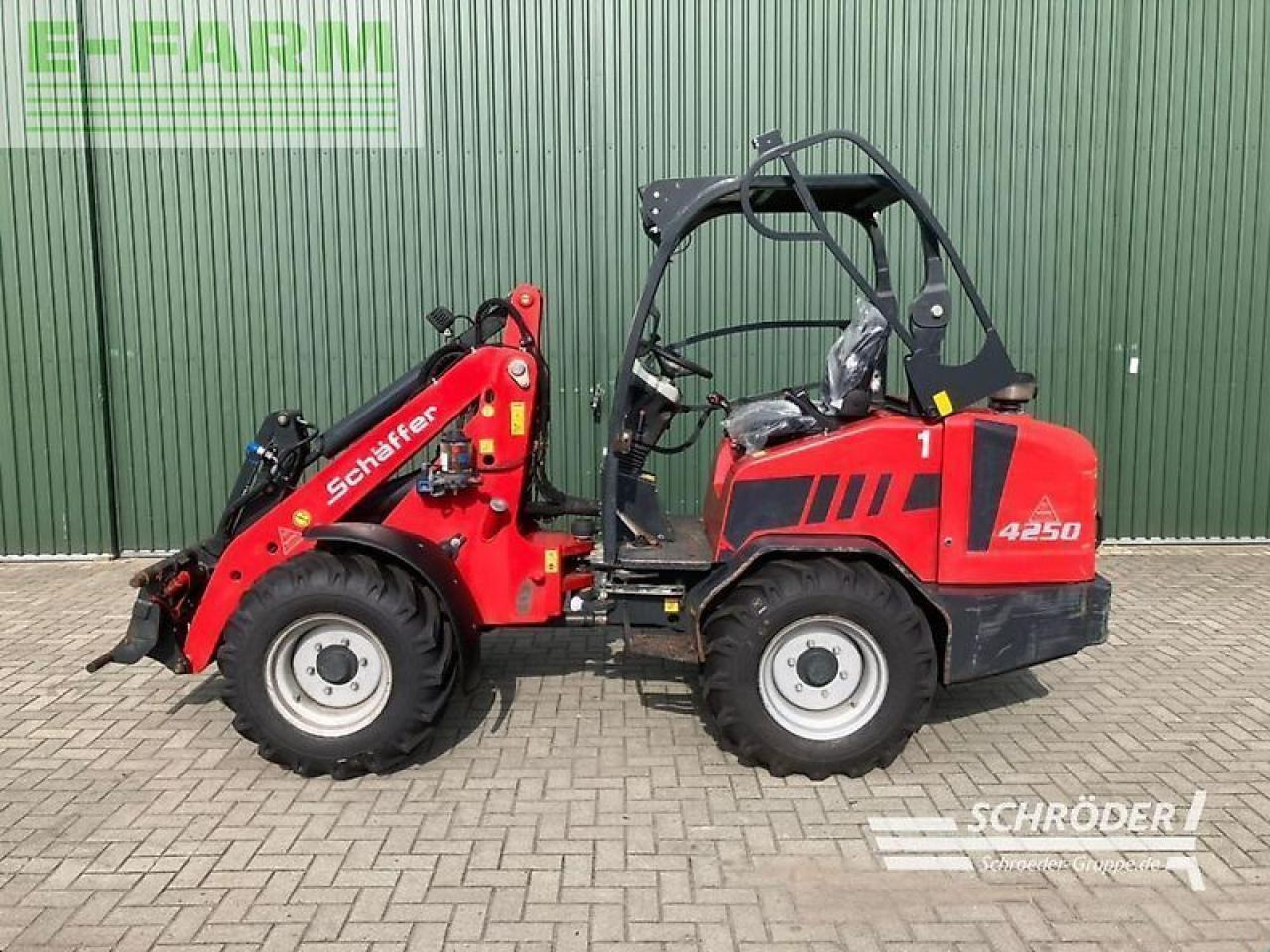 Schäffer 4250 - Мини-экскаватор: фото 3 Schäffer 4250 - Мини-экскаватор: фото 3