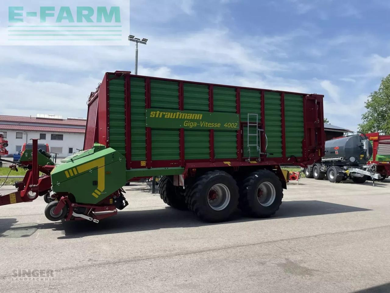 Strautmann giga-vitesse 4002 cfs - Самозагружающийся прицеп: фото 3 Strautmann giga-vitesse 4002 cfs - Самозагружающийся прицеп: фото 3