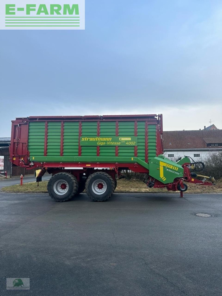 Strautmann giga-vitesse cfs 4002 - Самозагружающийся прицеп: фото 4 Strautmann giga-vitesse cfs 4002 - Самозагружающийся прицеп: фото 4