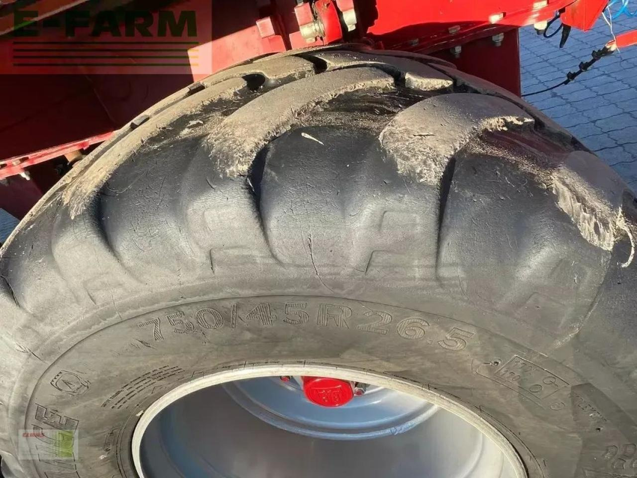 Strautmann giga vitesse cfs 4002 do - Самозагружающийся прицеп: фото 5 Strautmann giga vitesse cfs 4002 do - Самозагружающийся прицеп: фото 5