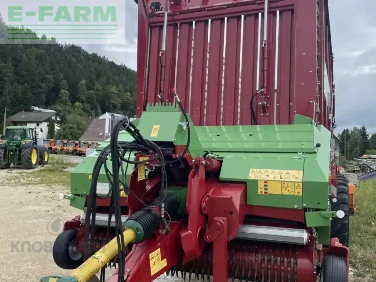 Strautmann giga vitesse cfs 4402 - Самозагружающийся прицеп: фото 5 Strautmann giga vitesse cfs 4402 - Самозагружающийся прицеп: фото 5