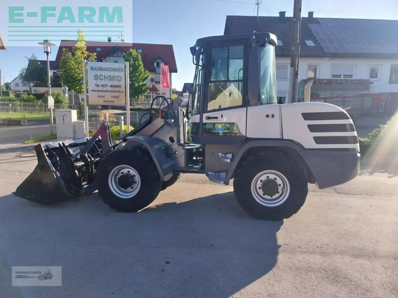 Terex tl 80 - Мини-экскаватор: фото 1 Terex tl 80 - Мини-экскаватор: фото 1