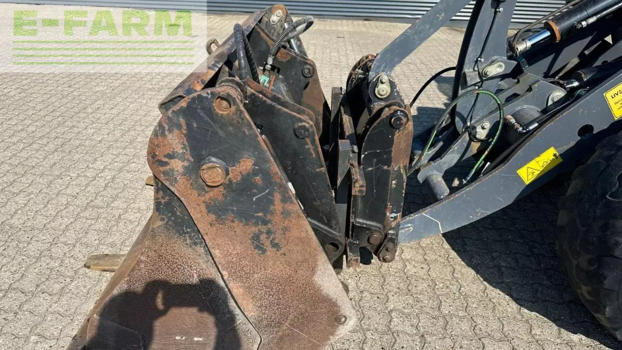 Terex tl80 - Мини-экскаватор: фото 4 Terex tl80 - Мини-экскаватор: фото 4