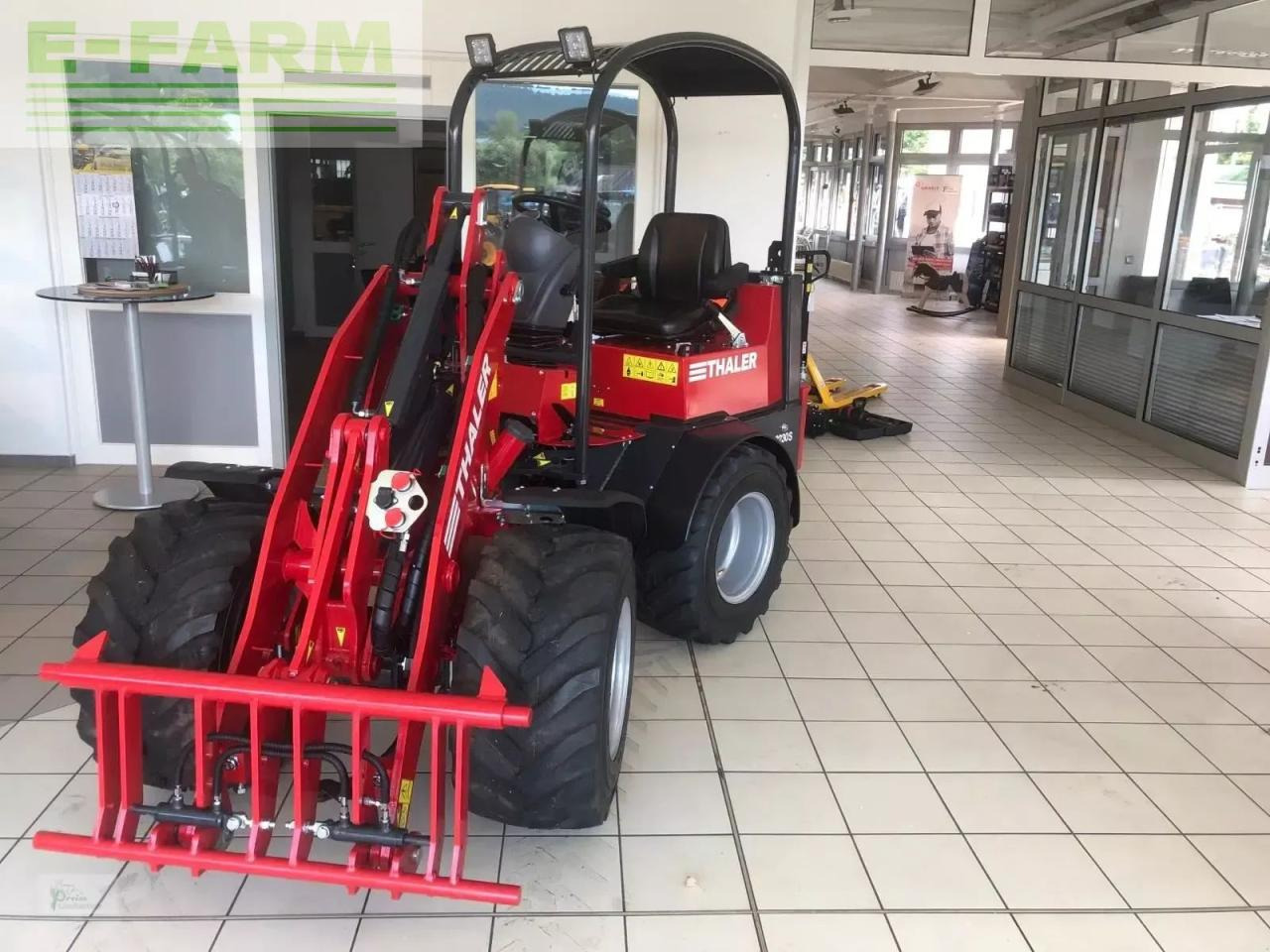 Thaler 2230 s - Колёсный погрузчик: фото 1 Thaler 2230 s - Колёсный погрузчик: фото 1