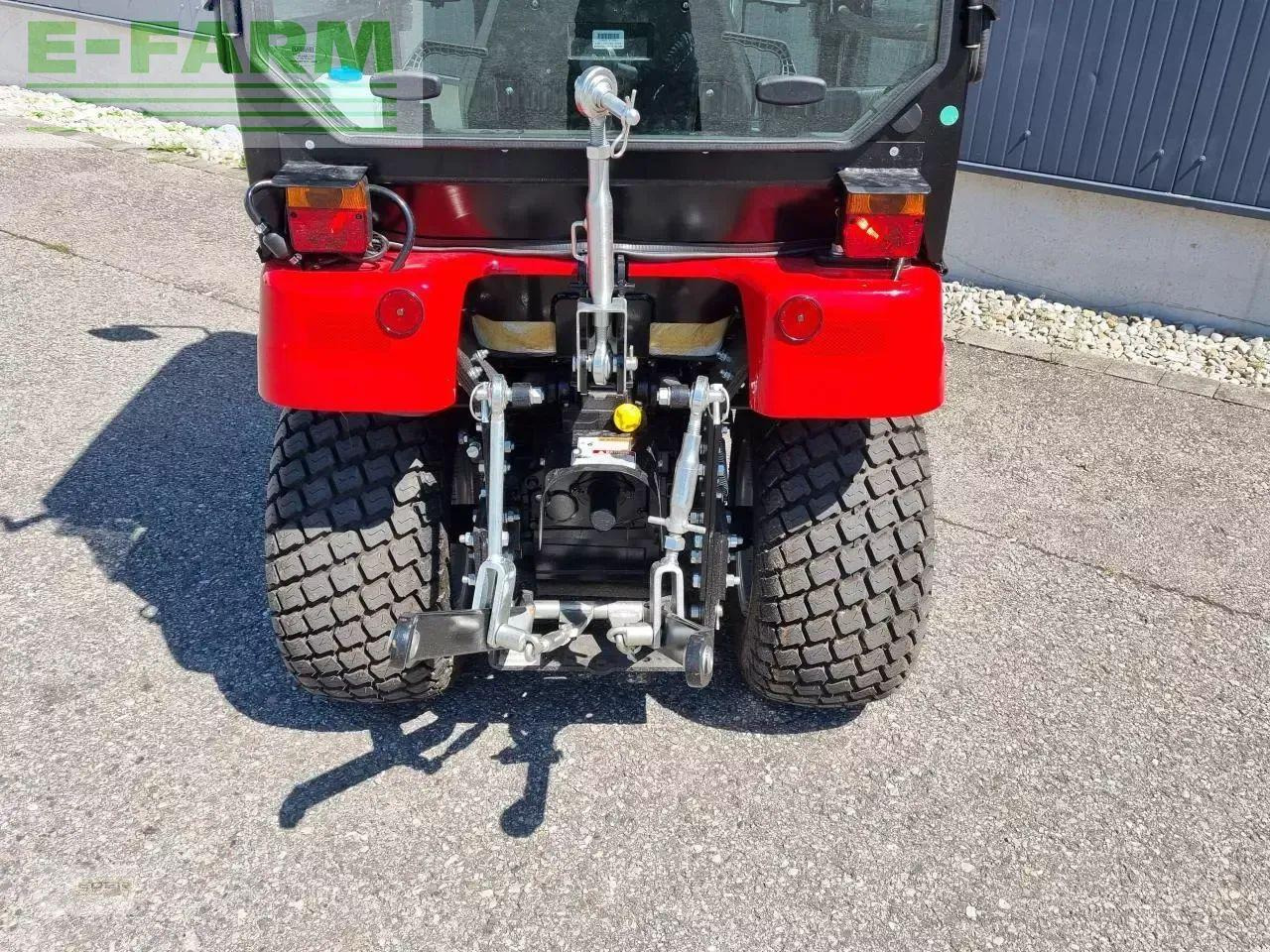 Tym t194 nh - Трактор: фото 4 Tym t194 nh - Трактор: фото 4