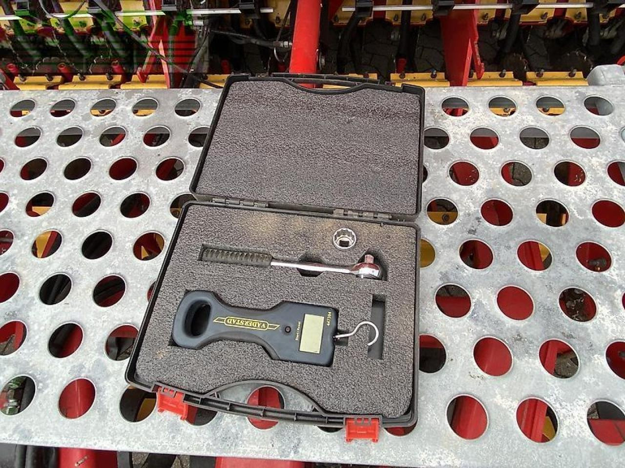 Väderstad rapid 400c - Сеялка: фото 4 Väderstad rapid 400c - Сеялка: фото 4