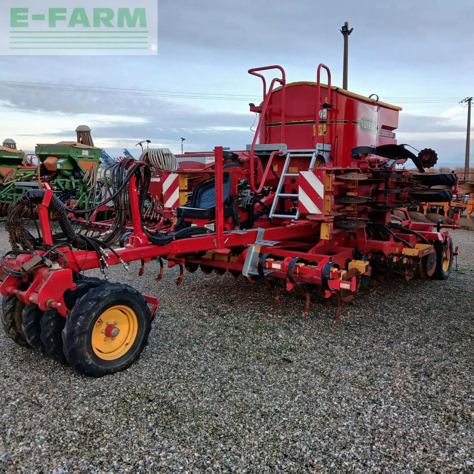 Väderstad rapid rda 400s - Сеялка точного высева: фото 1 Väderstad rapid rda 400s - Сеялка точного высева: фото 1