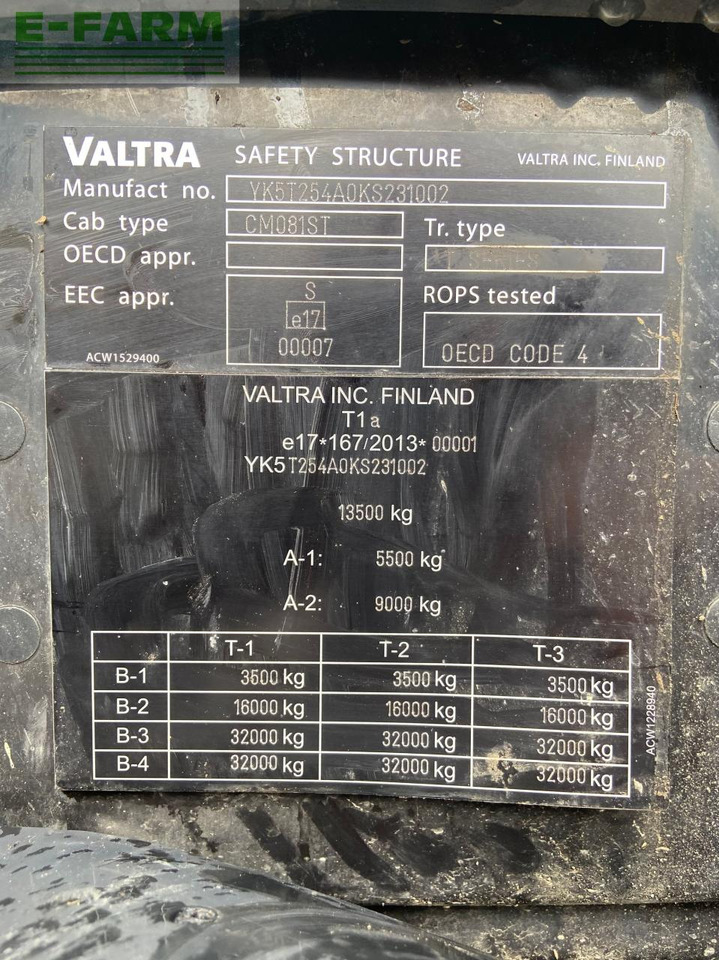 Трактор Valtra T254S: фото 7