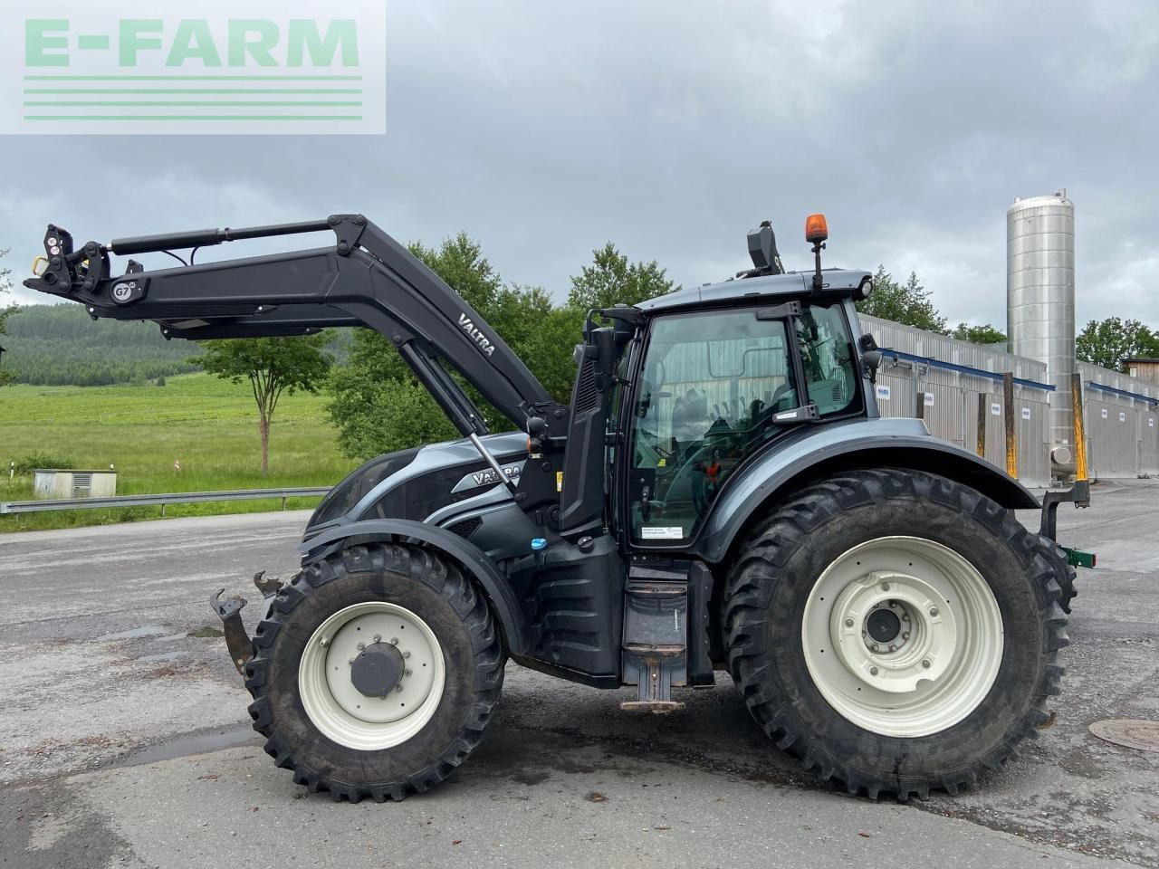 Valtra T254S - Трактор: фото 1 Valtra T254S - Трактор: фото 1