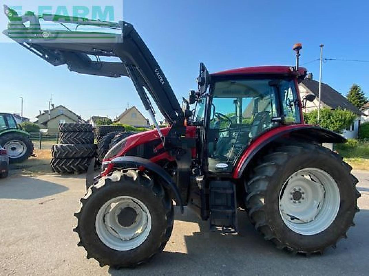 Valtra a115 h4 - Трактор: фото 4 Valtra a115 h4 - Трактор: фото 4