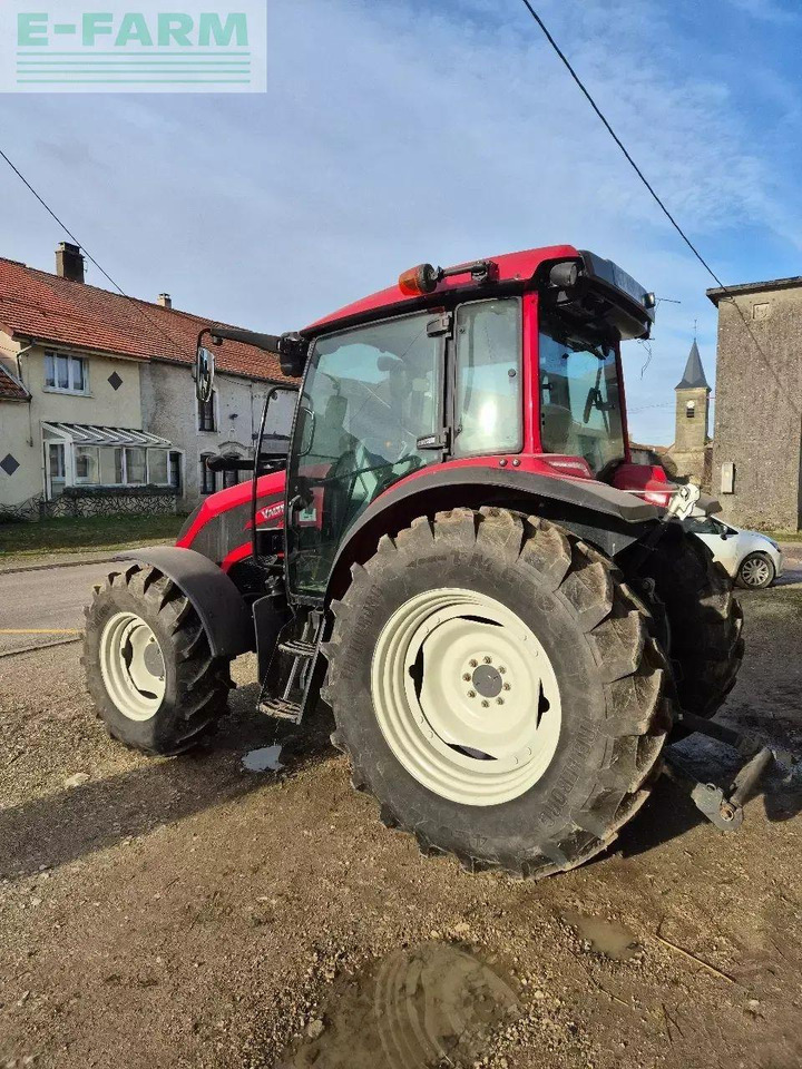 Valtra a85 - Трактор: фото 3 Valtra a85 - Трактор: фото 3
