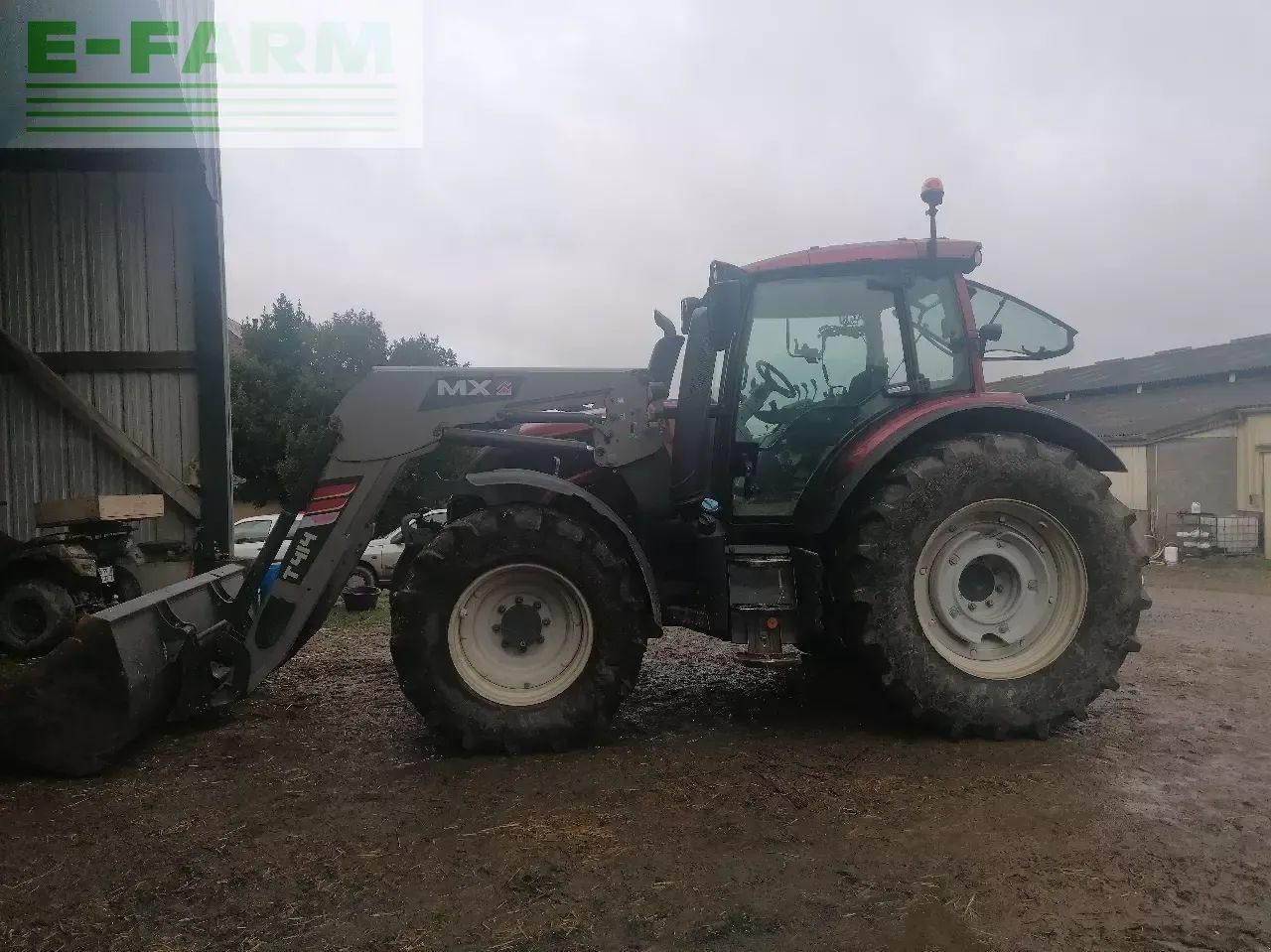 Valtra n 134 a - Трактор: фото 1 Valtra n 134 a - Трактор: фото 1
