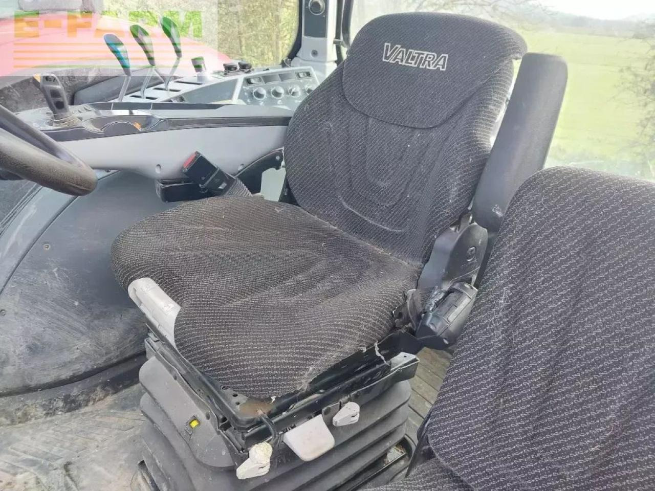 Трактор Valtra n 174: фото 8