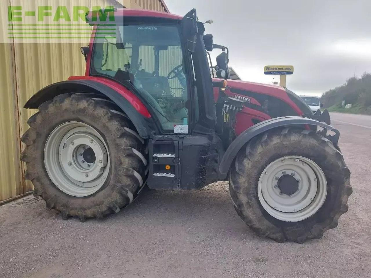 Valtra n 174 - Трактор: фото 3 Valtra n 174 - Трактор: фото 3