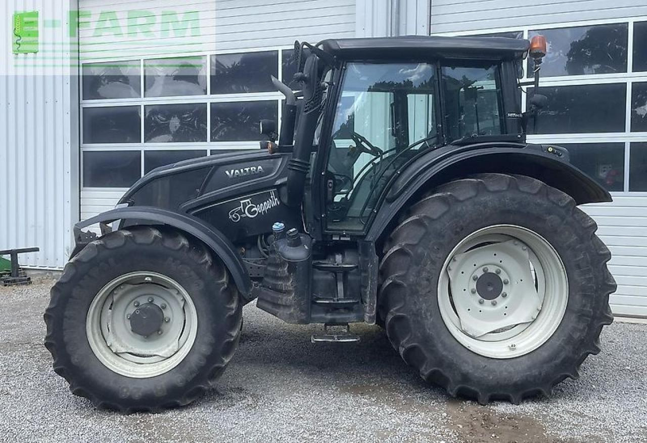 Valtra n123 - Трактор: фото 3 Valtra n123 - Трактор: фото 3