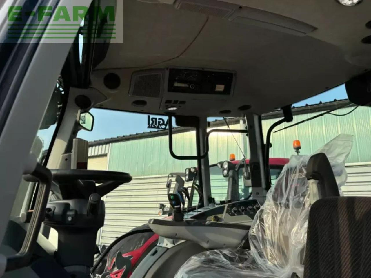 Трактор Valtra n135h: фото 8