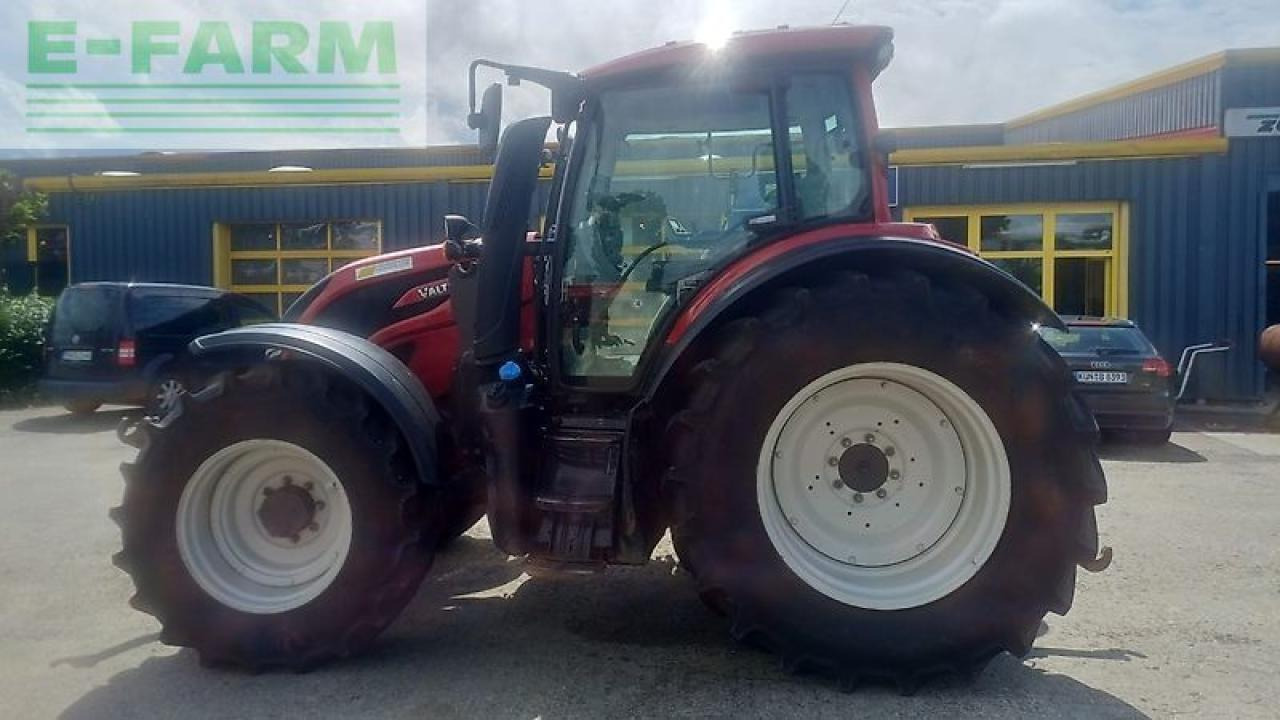 Valtra n174 - Трактор: фото 2 Valtra n174 - Трактор: фото 2