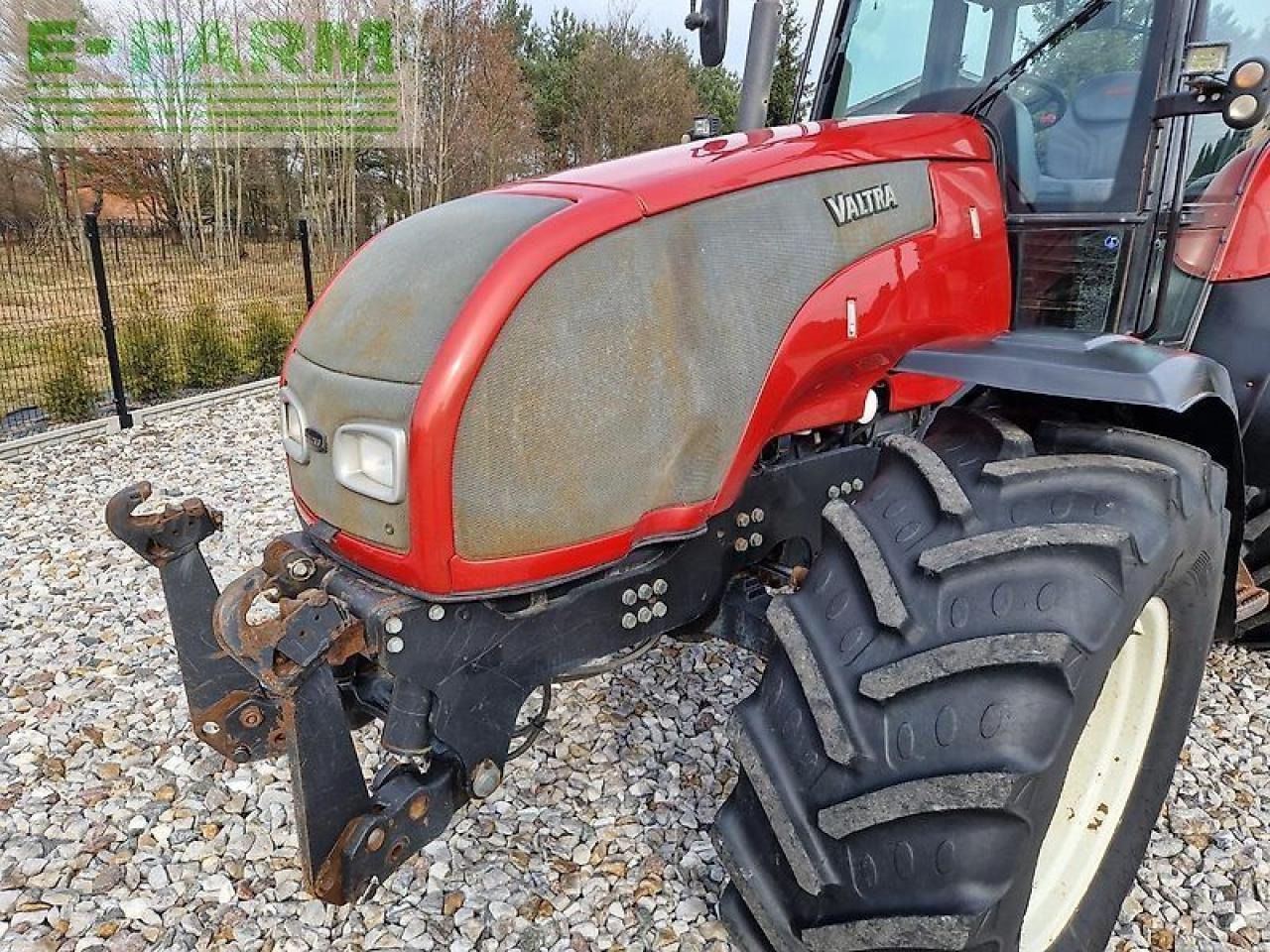 Valtra t120 - Трактор: фото 2 Valtra t120 - Трактор: фото 2