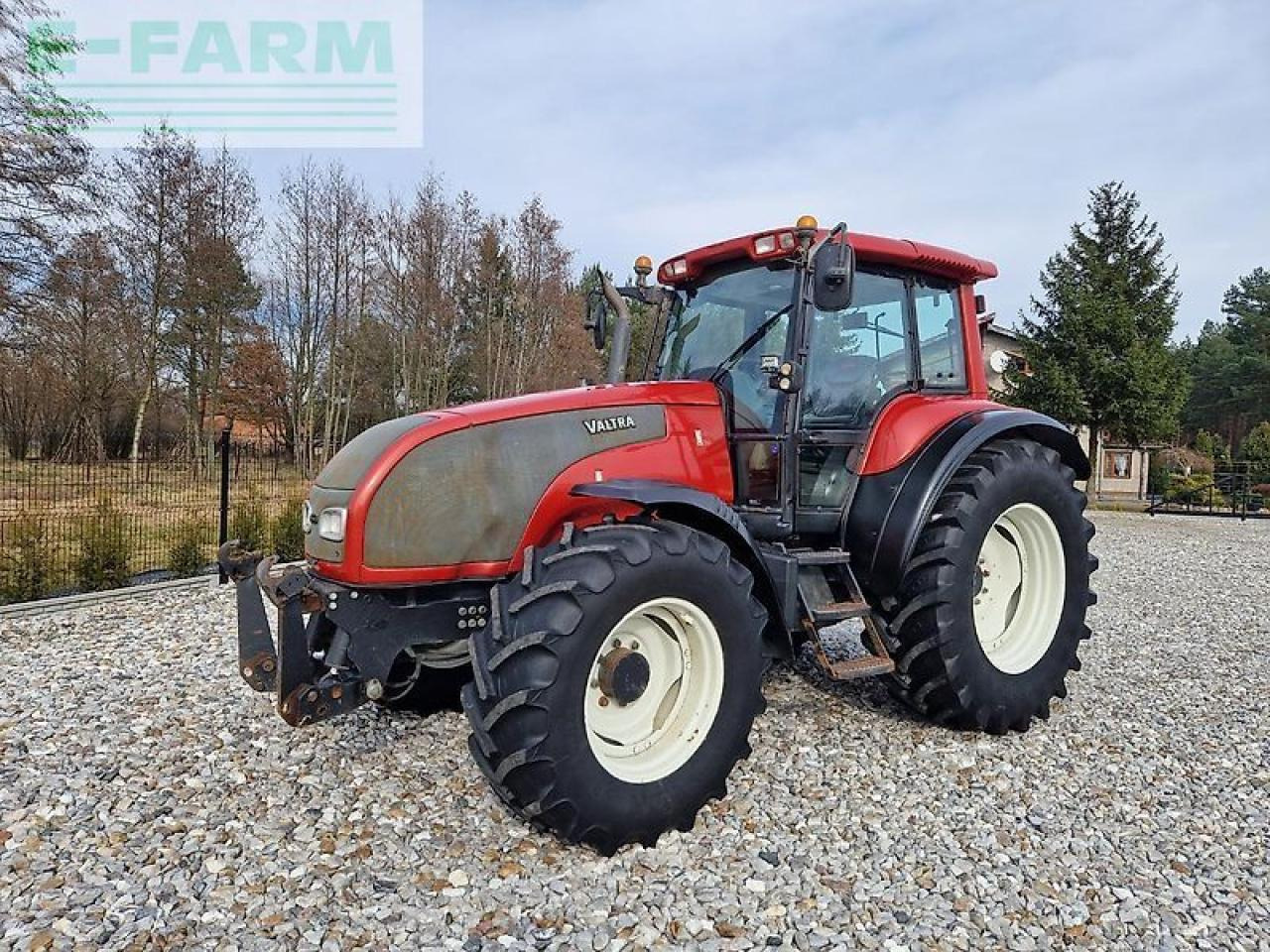 Valtra t120 - Трактор: фото 1 Valtra t120 - Трактор: фото 1
