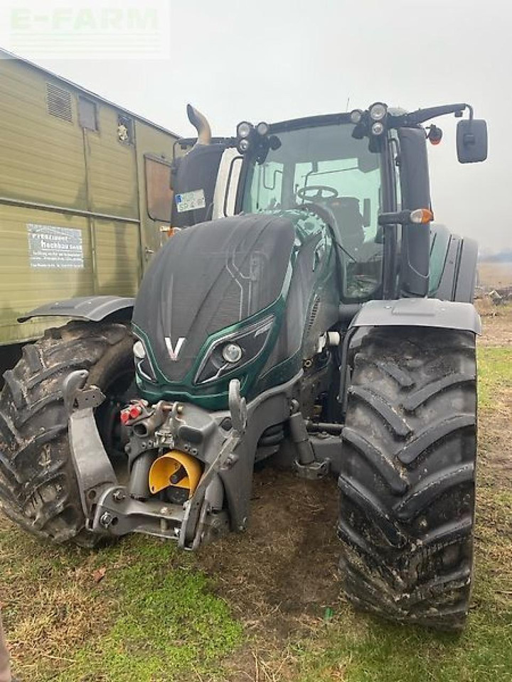 Valtra t174 e - Трактор: фото 3 Valtra t174 e - Трактор: фото 3