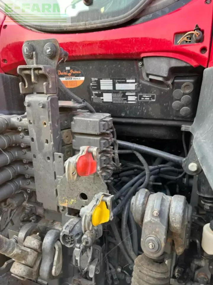 Трактор Valtra t214v: фото 10