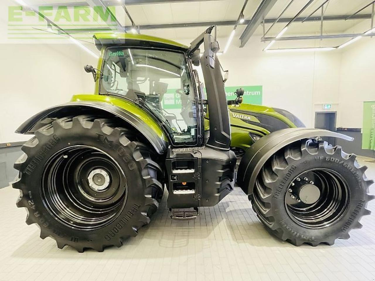 Valtra t215d - Трактор: фото 4 Valtra t215d - Трактор: фото 4