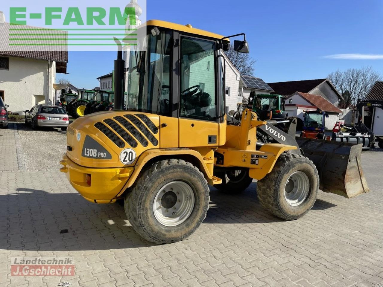 Volvo l 30b pro - Мини-экскаватор: фото 3 Volvo l 30b pro - Мини-экскаватор: фото 3