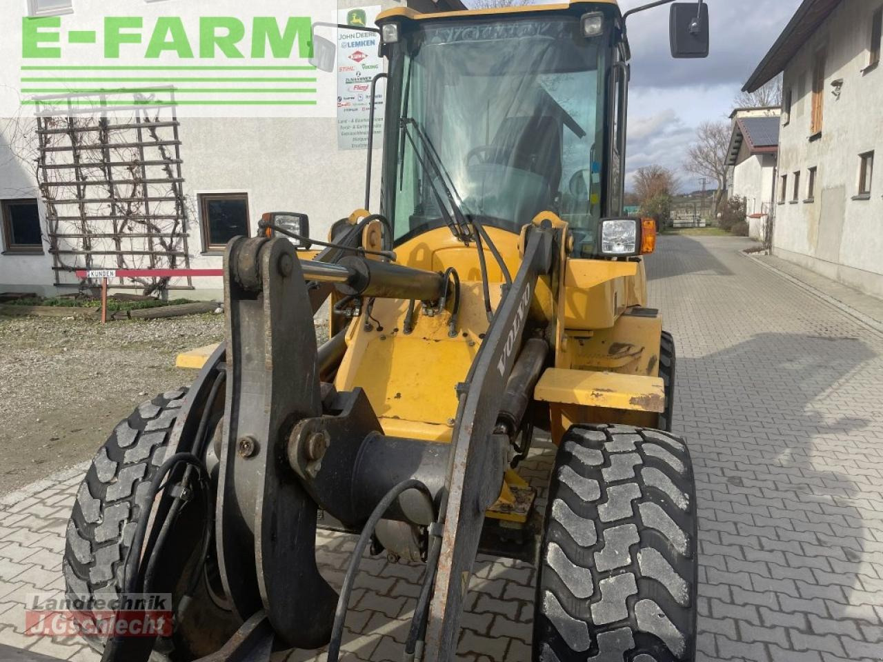 Мини-экскаватор Volvo l 30b pro: фото 16