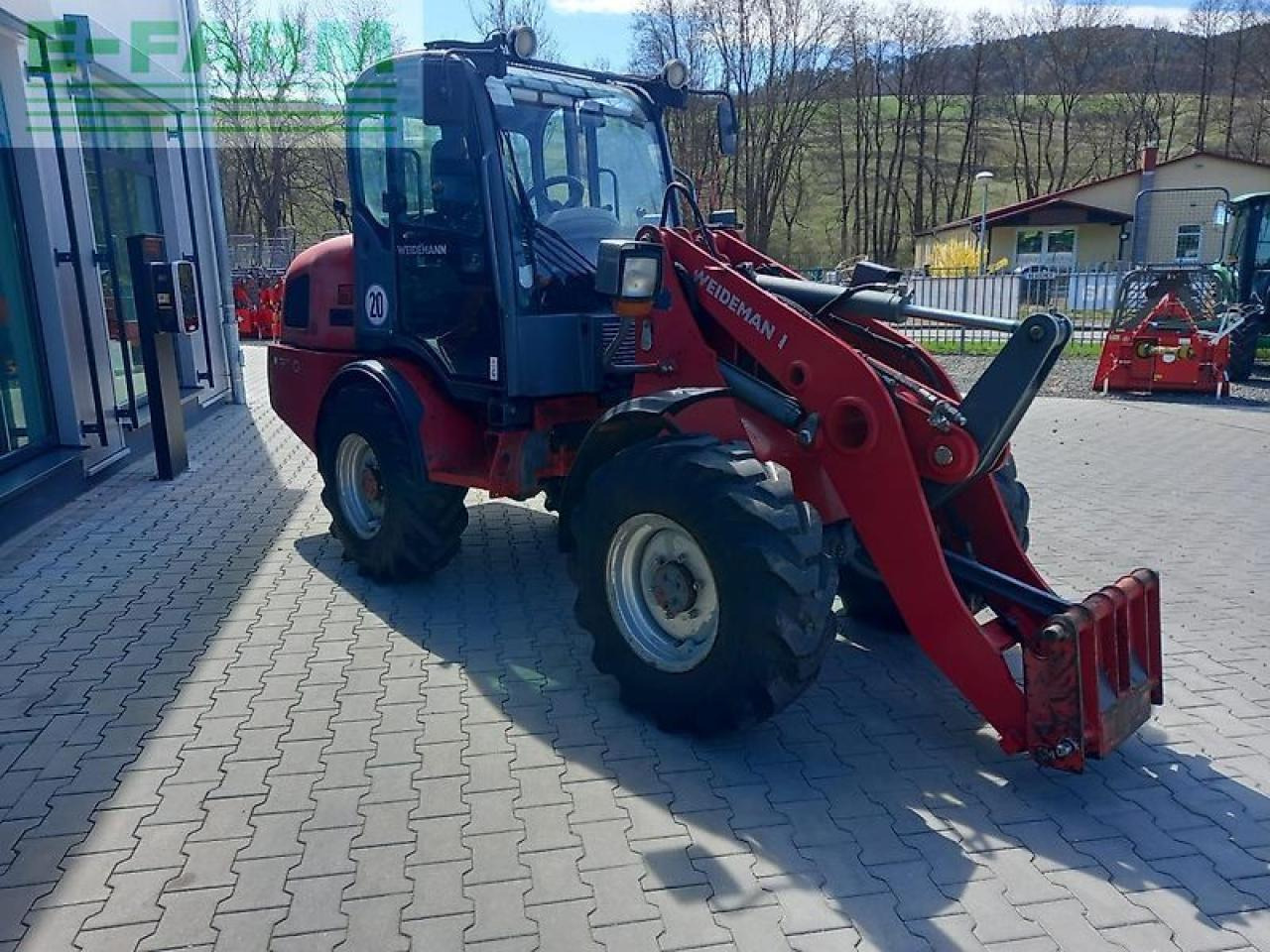 Weidemann 3070 cx 80 - Мини-экскаватор: фото 2 Weidemann 3070 cx 80 - Мини-экскаватор: фото 2